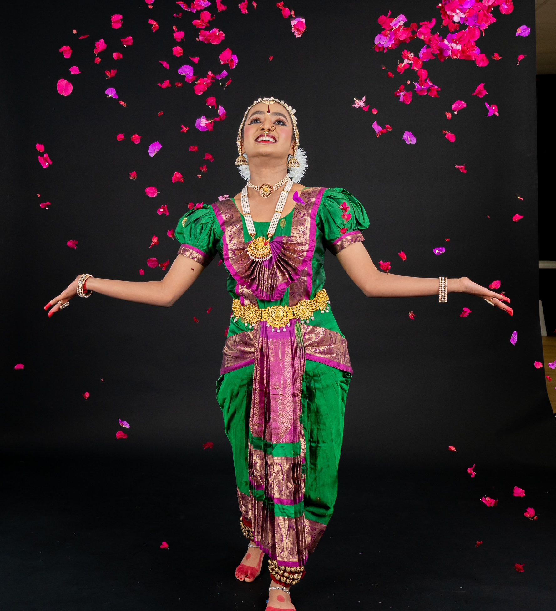 Surabhi performing Mangalam